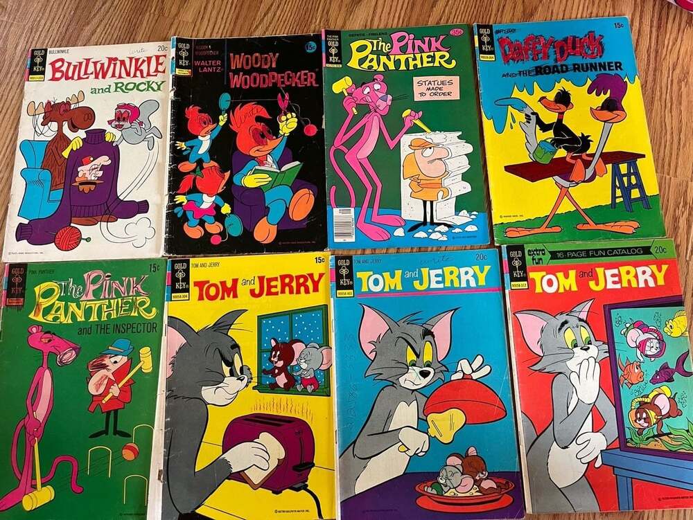 Set of 8 Vintage Gold Key Cartoon Comic Books featuring Tom and Jerry, Pink Pant
